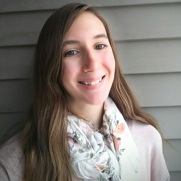 Meet your Posher, Samantha - Picture 1 of 2